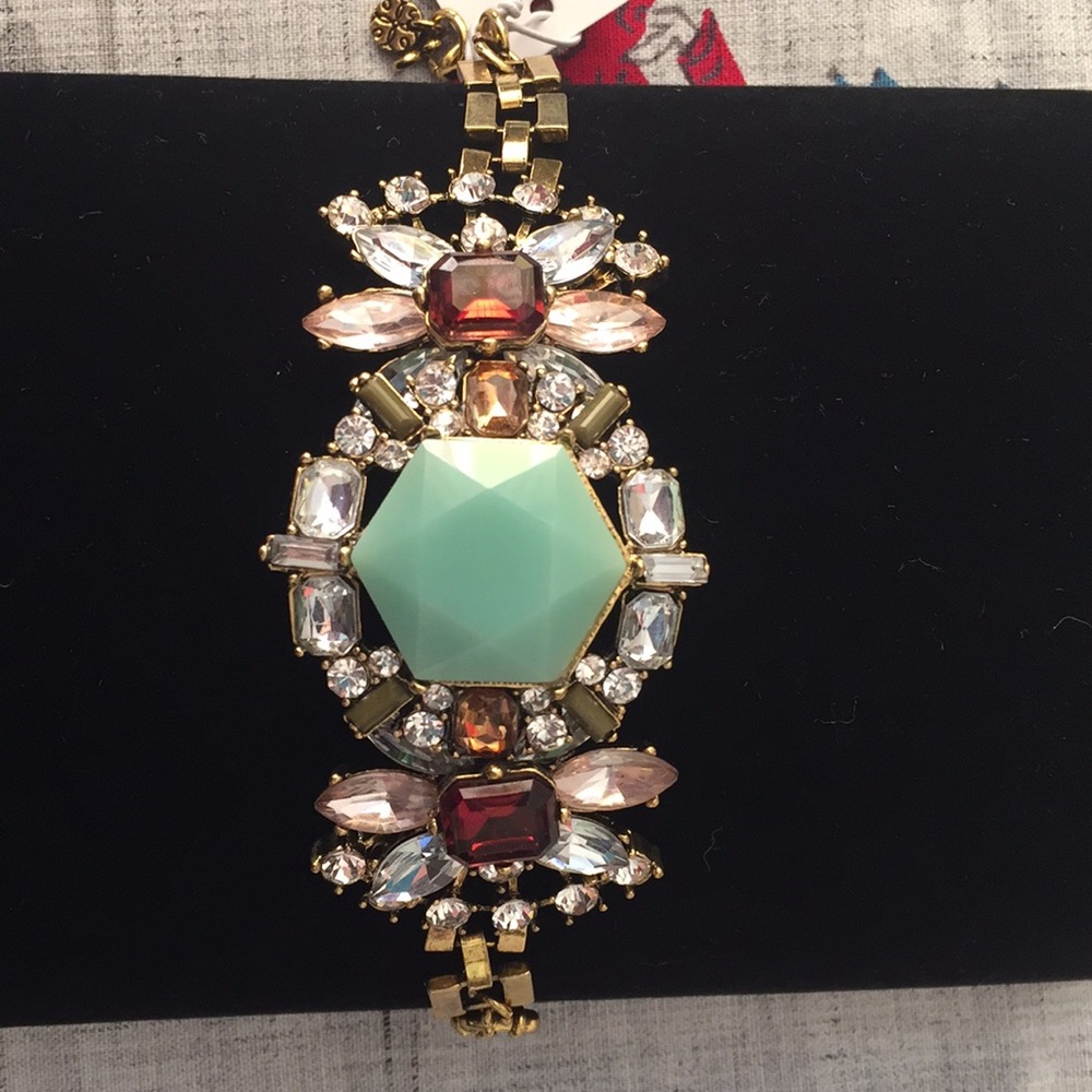 NWT Statement Bracelet